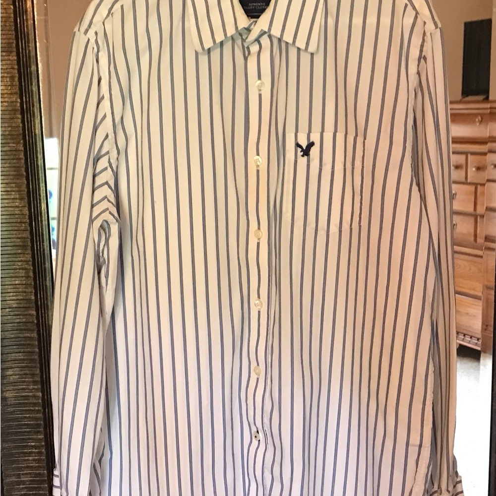 American Eagle Outfitters Men’s Blue Stripe Shirt
